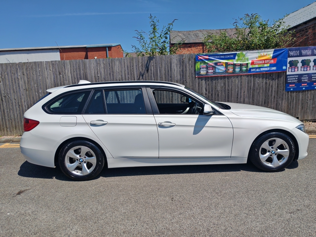 BMW 3 Series 2.0 320D Efficientdynamics Touring White #6