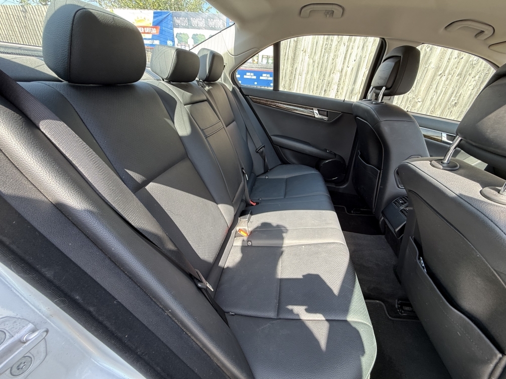 Mercedes-Benz C Class C180 Blueefficiency Se Edition Black #13