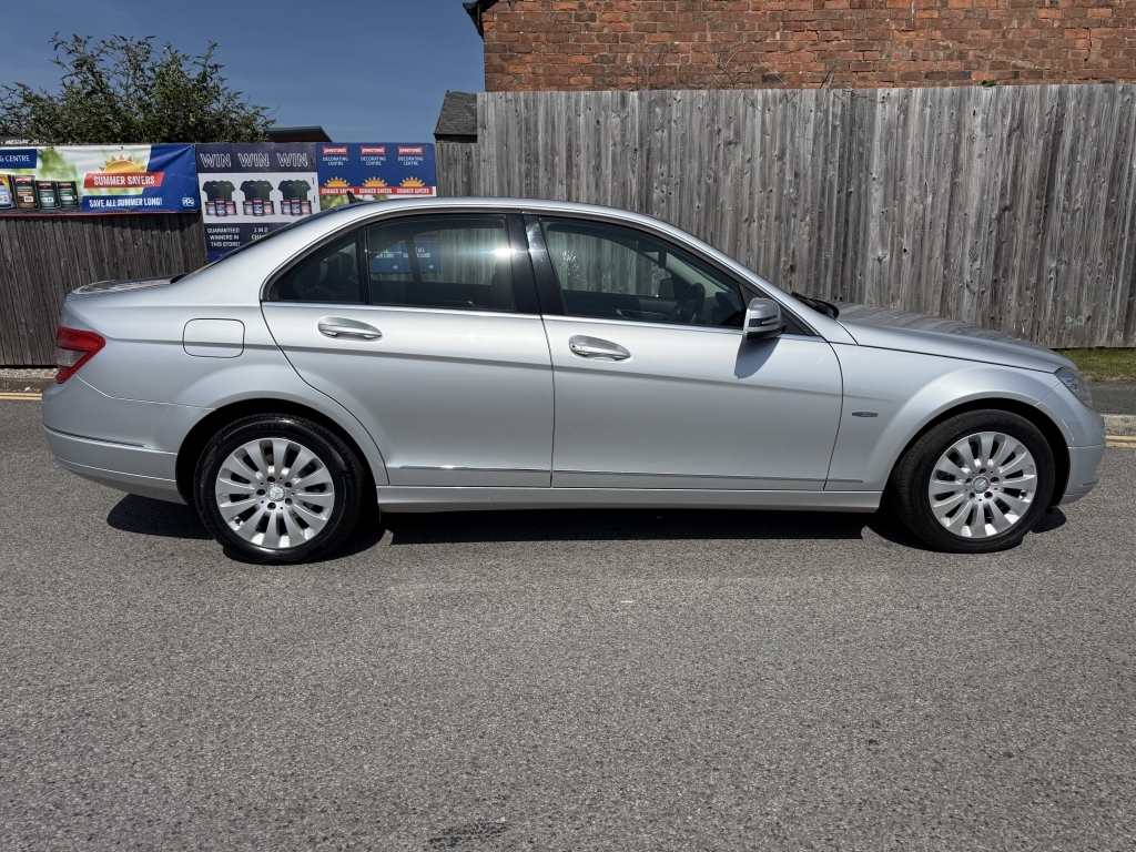 Mercedes-Benz C Class C180 Blueefficiency Se Edition Black #9
