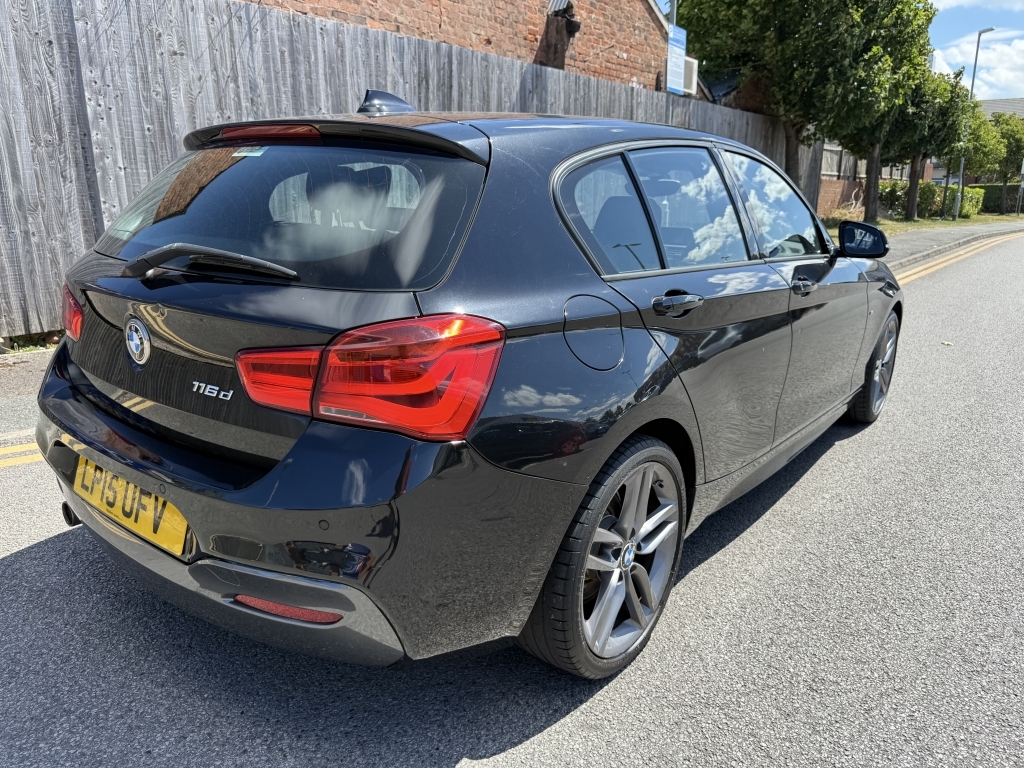 BMW 1 Series 2.0 116D Sport 114 Bhp Red #7