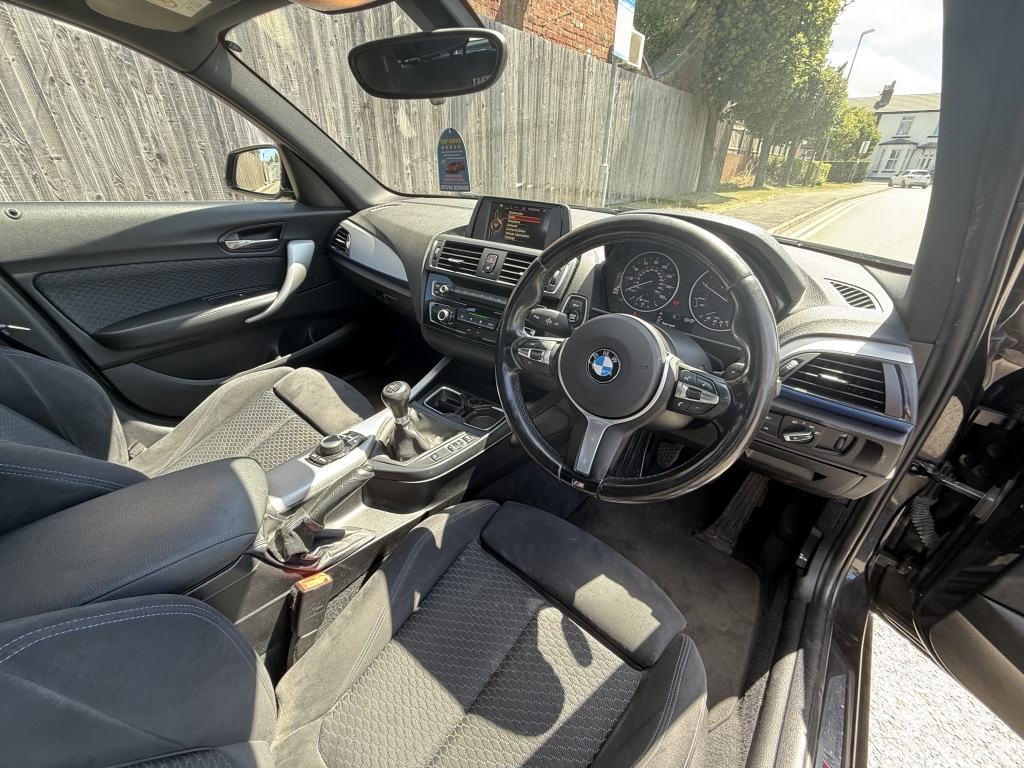 BMW 1 Series 2.0 116D Sport 114 Bhp Red #11