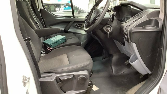 Ford Transit Custom 2.0 Tdci 310 Panel YM67HHS White #4