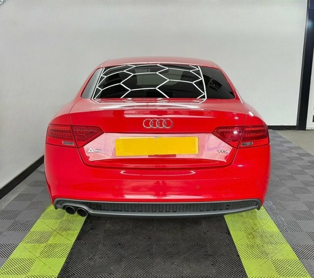 Audi A5 2.0 Tdi Black Edition DA63UMB Red #4