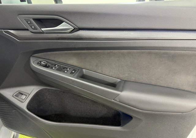 Volkswagen e-Golf 1.4 Tsi 13Kwh Style Hatchback Plug-in H Silver #19