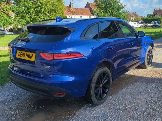 Jaguar F-Pace 2.0 D180 R-sport Suv Blue #2