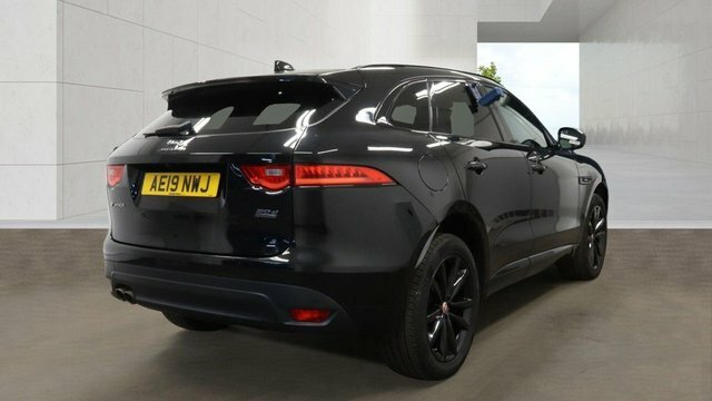 Jaguar F-Pace 2.0 D180 R-sport Suv Black #4