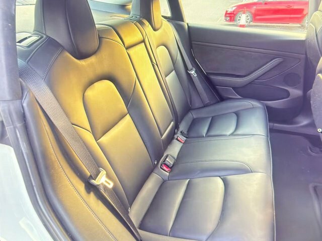 Tesla Model 3 Standard Range Plus Saloon White #6