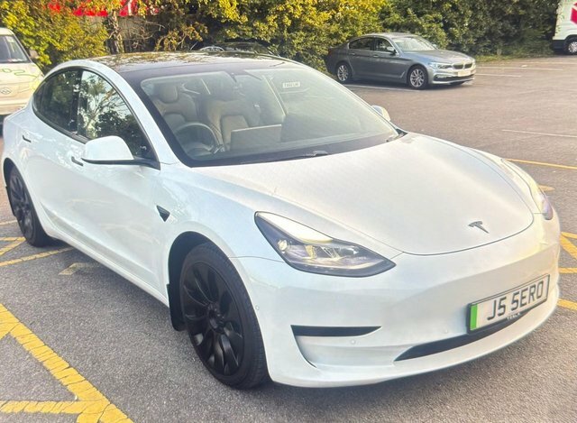 Tesla Model 3 Standard Range Plus Saloon White #3