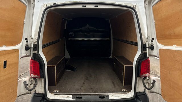 Volkswagen Transporter 2.0 Tdi T32 Startline White #5