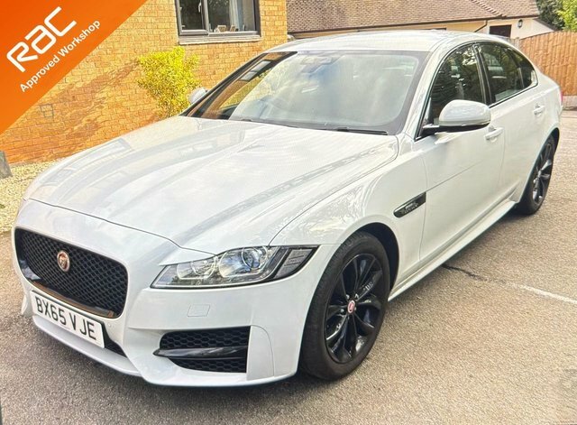 Jaguar XF 2.0D R-sport Saloon White