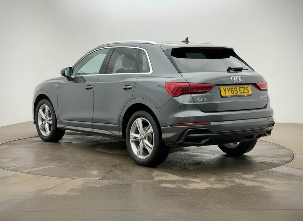 Audi Q3 1.5L S Line Grey #3