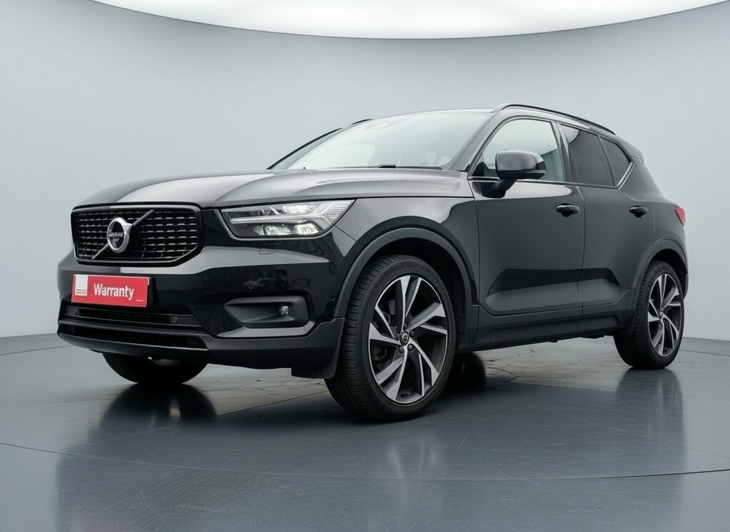 Volvo XC40 Suv Black #6