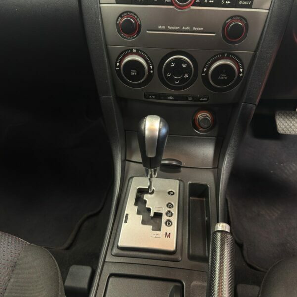 Ford Mondeo Hatchback Grey #7