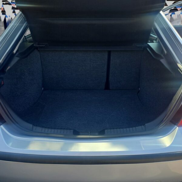 Ford Mondeo Black #12