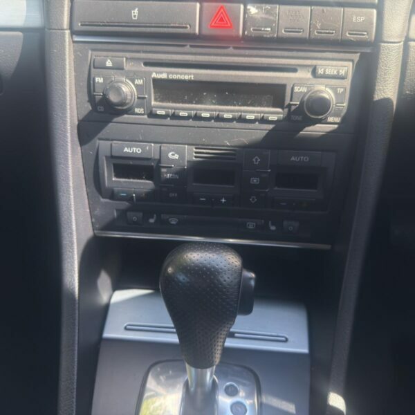 Audi A4 2.0 Tdi Ultra Sport  #11