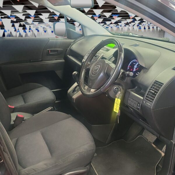 Mazda 5 Automatic #4