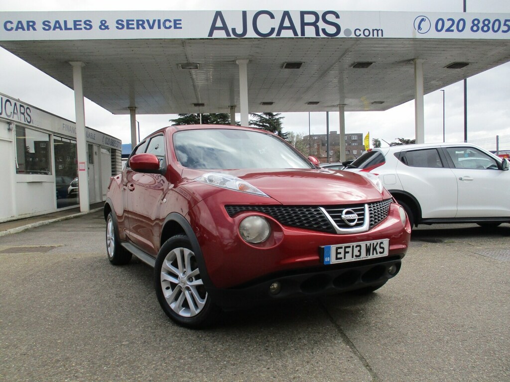 Nissan Juke 1.6 Acenta Premium Pack Red