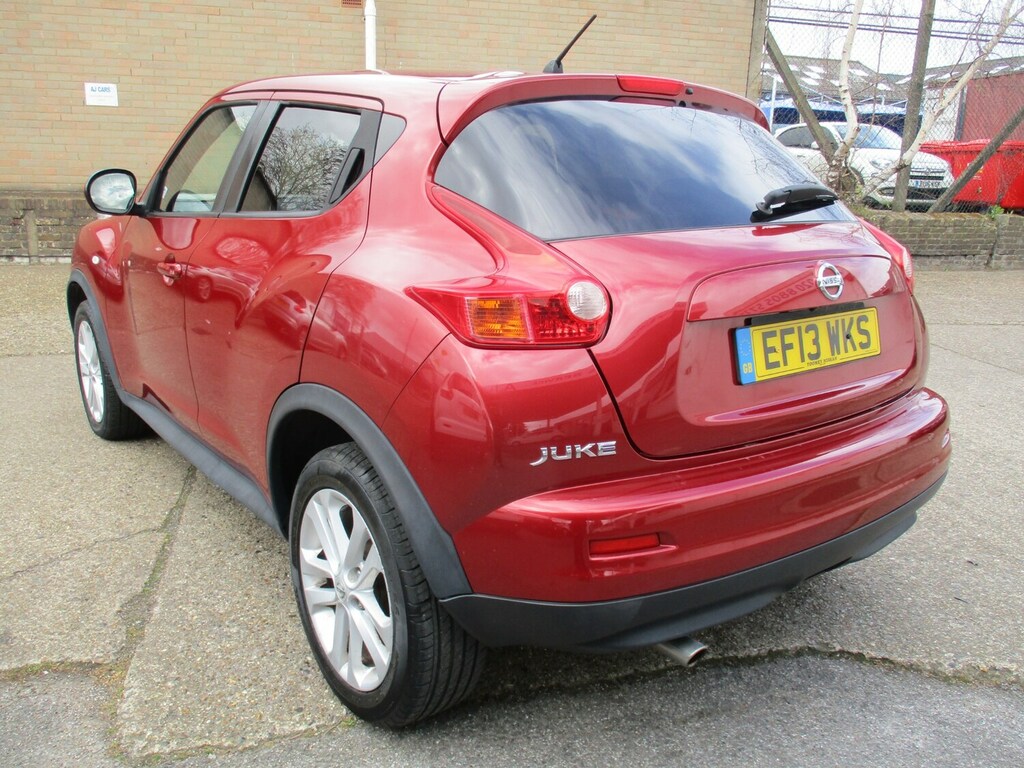 Nissan Juke 1.6 Acenta Premium Pack EF13WKS Red #5