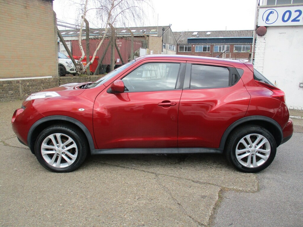 Nissan Juke 1.6 Acenta Premium Pack EF13WKS Red #6