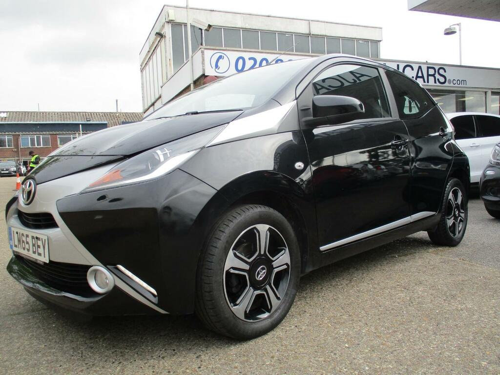 Toyota Aygo 1.0 Vvt-i X-clusiv LM65BEY Black #5