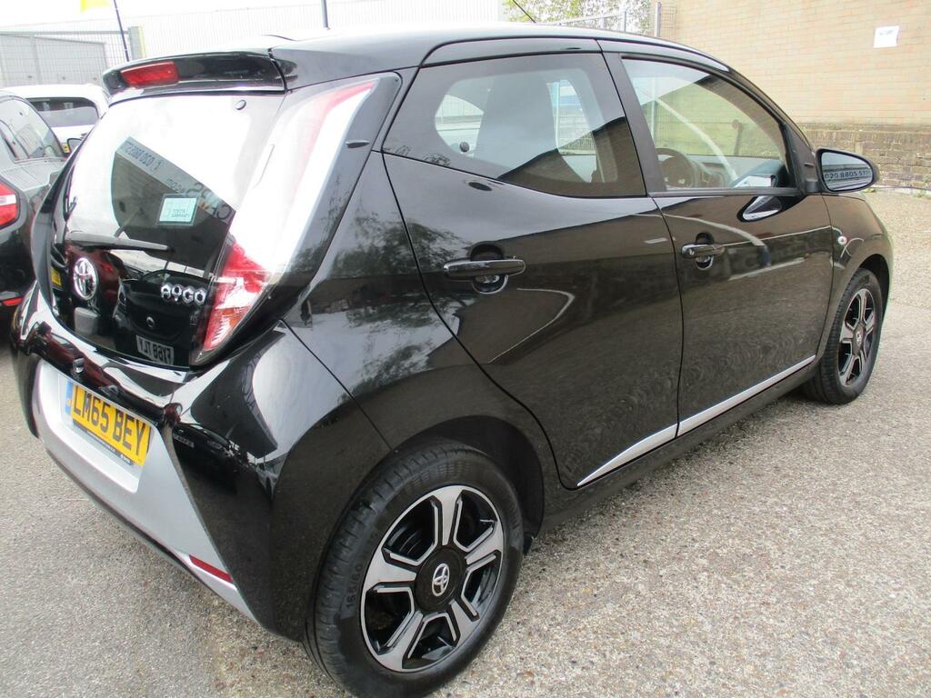 Toyota Aygo 1.0 Vvt-i X-clusiv LM65BEY Black #3