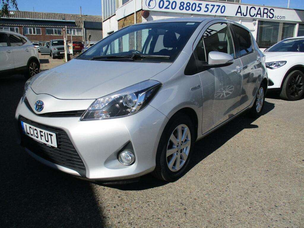 Toyota Yaris 1.5 Vvt-i Hybrid T4 Cvt Silver #6