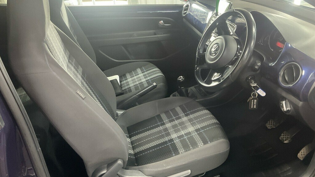 Volkswagen Up Hatchback 1.0 Black #11