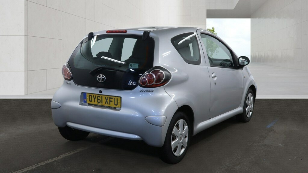 Toyota Aygo 1.0 Vvt-i Ice Mmt Silver #4