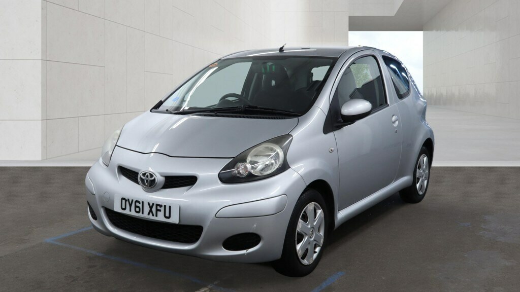 Toyota Aygo 1.0 Vvt-i Ice Mmt Silver #2