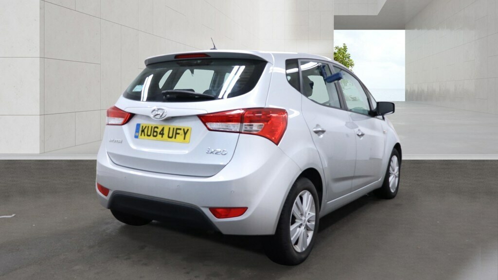 Hyundai Ix20 1.6 Active Silver #4