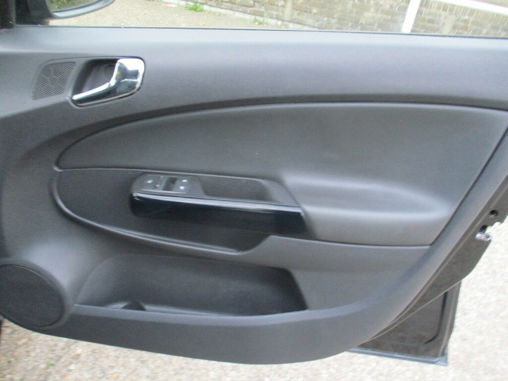 Vauxhall Corsa 1.2 16V Active Hatchback Euro 5 Silver #11