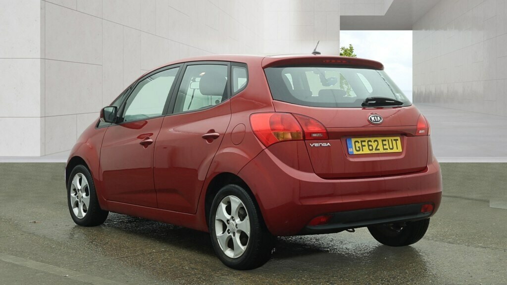Kia Venga 1.6 2 Red #3