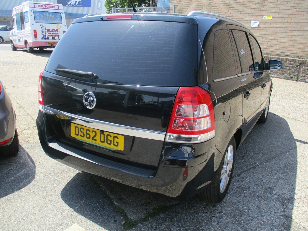 Vauxhall Zafira 1.8I Design Black #4