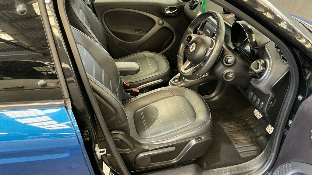 Smart Forfour 3.0 Sd V6 Graphite Blue #11