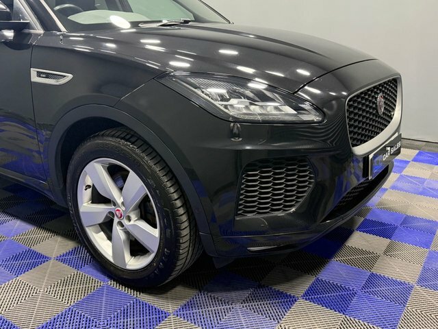 Jaguar E-Pace 2019 2.0 P250 R-dynamic Se Suv Awd OV19VEB Black #3