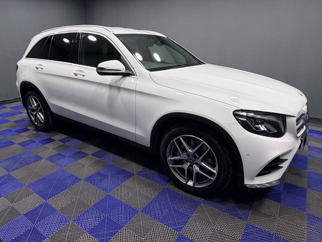 Mercedes-Benz GLC Class 2018 2.1 Glc250d Amg Line Suv G-tronic KE68CXT White #4