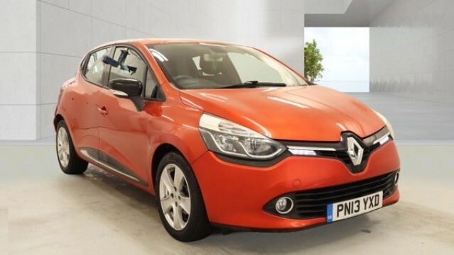 Renault Clio Hatchback 1.2 16V Dynamique Medianav Apply For Fi Red