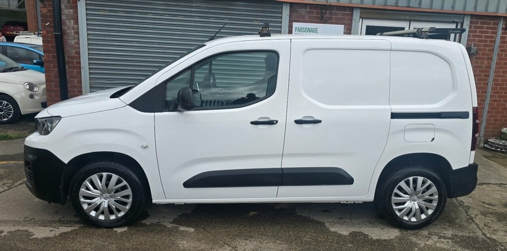 Peugeot Partner 1.5L Professional MF21ERO White #4