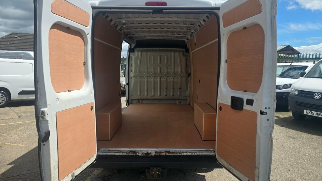 Vauxhall Movano 2.2L Prime DL72YKJ White #2