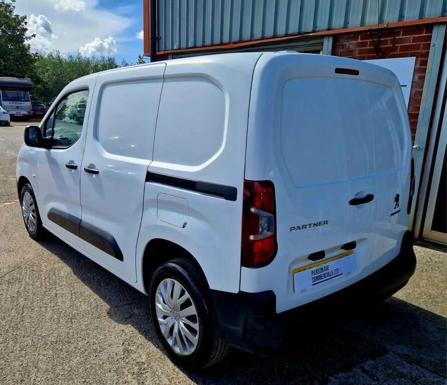 Peugeot Partner 1.5L Professional White #5