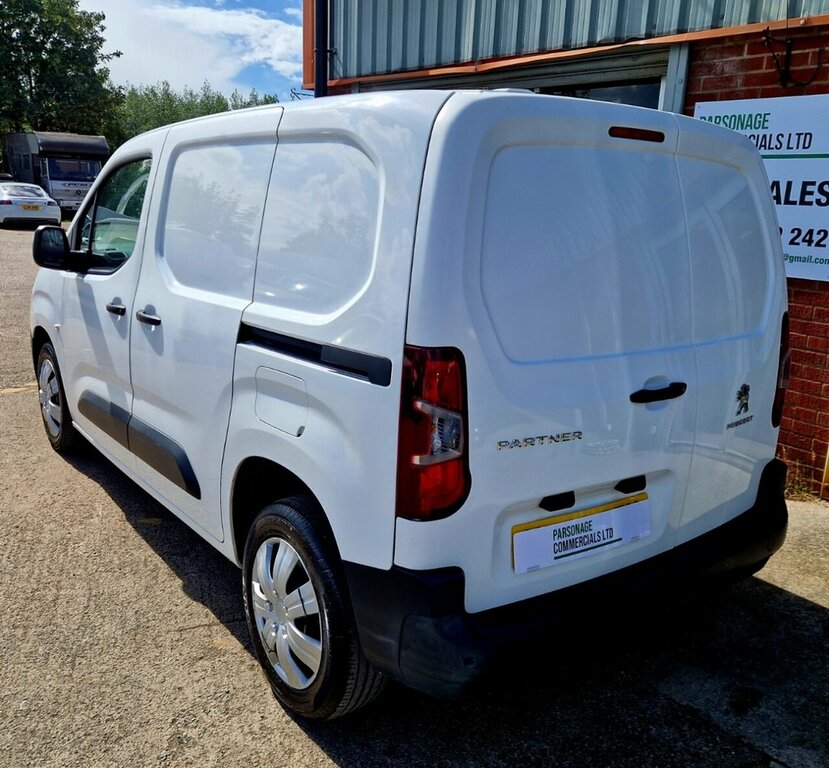 Peugeot Partner 1.5L Professional White #5