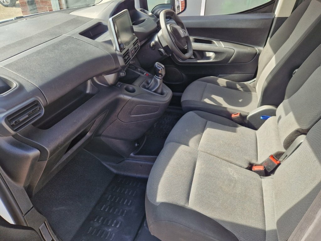 Peugeot Partner Panel Van 1.6 Bluehdi 650 S Standard Panel Van Swb White #21