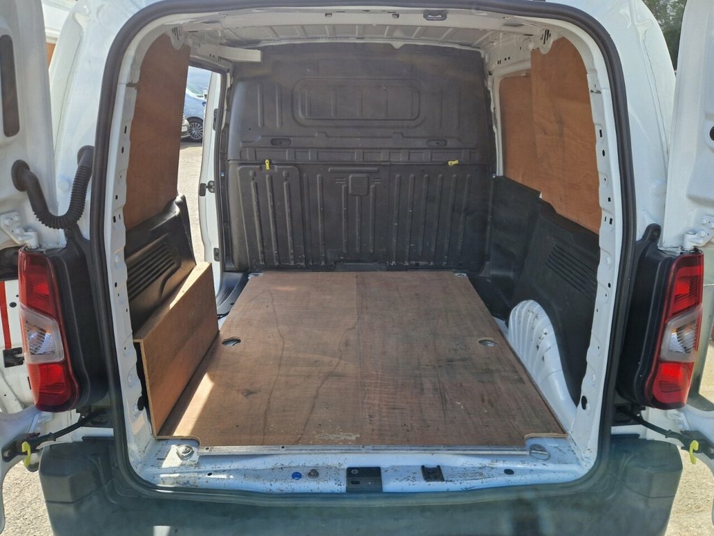 Peugeot Partner 1.5L Professional White #2