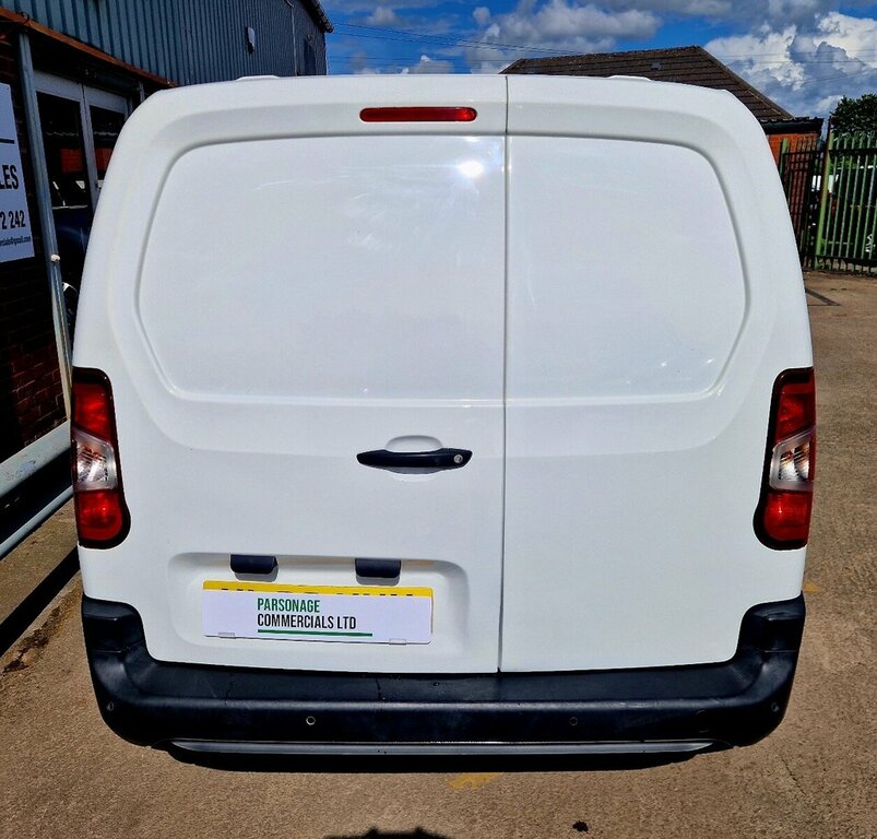 Peugeot Partner 1.5L Professional White #6