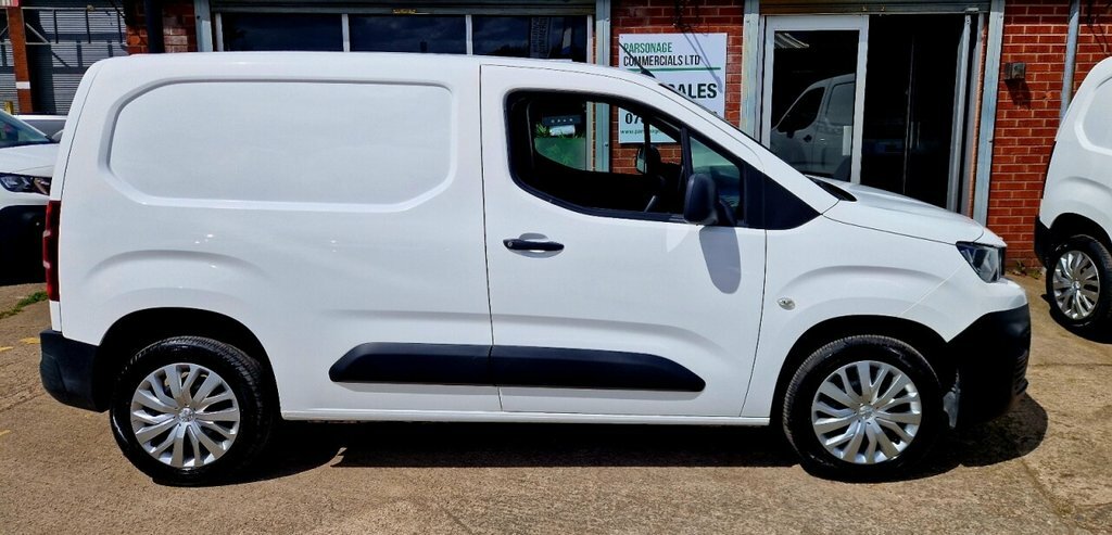 Peugeot Partner 1.5L Professional White #2