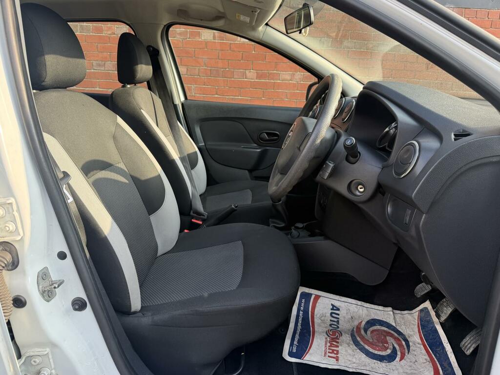 Dacia Sandero Hatchback Black #13