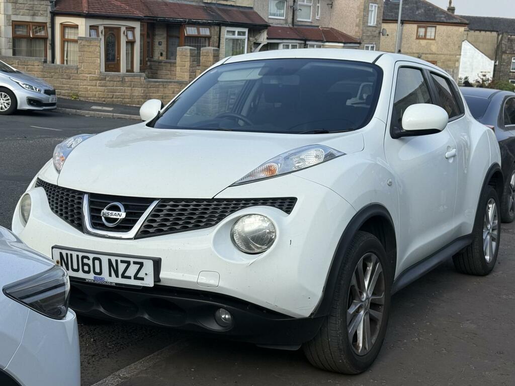 Nissan Juke 1.6 Acenta Premium Cvt Euro 5 Red #2