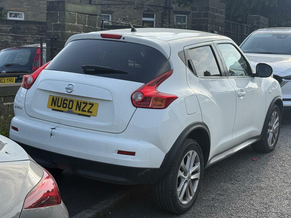 Nissan Juke 1.6 Acenta Premium Cvt Euro 5 Red #5
