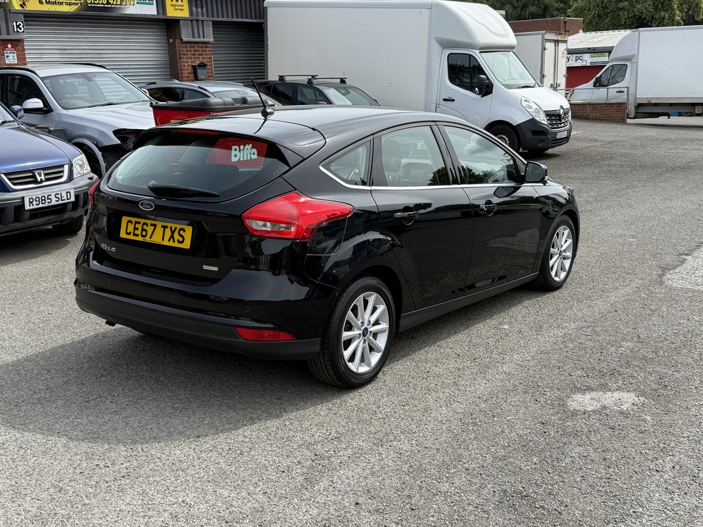 Ford Focus Hatchback CE67TXS Black #5