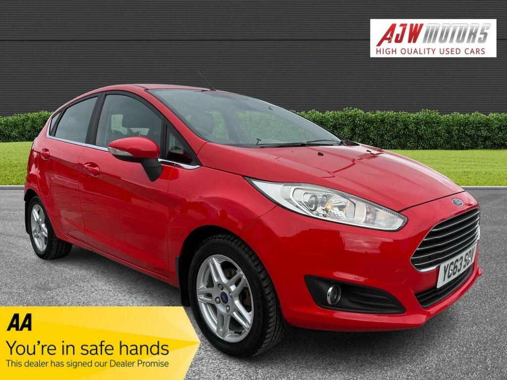 Ford Fiesta Hatchback 1.25 Zetec Euro 5 201363 YG63SDV Red